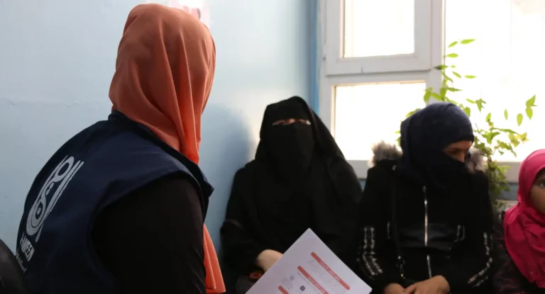 جلسات الصحة المجتمعية الدورية التي يقوم بها مركز الأمين الصحي الأولية في راجو - سوريا