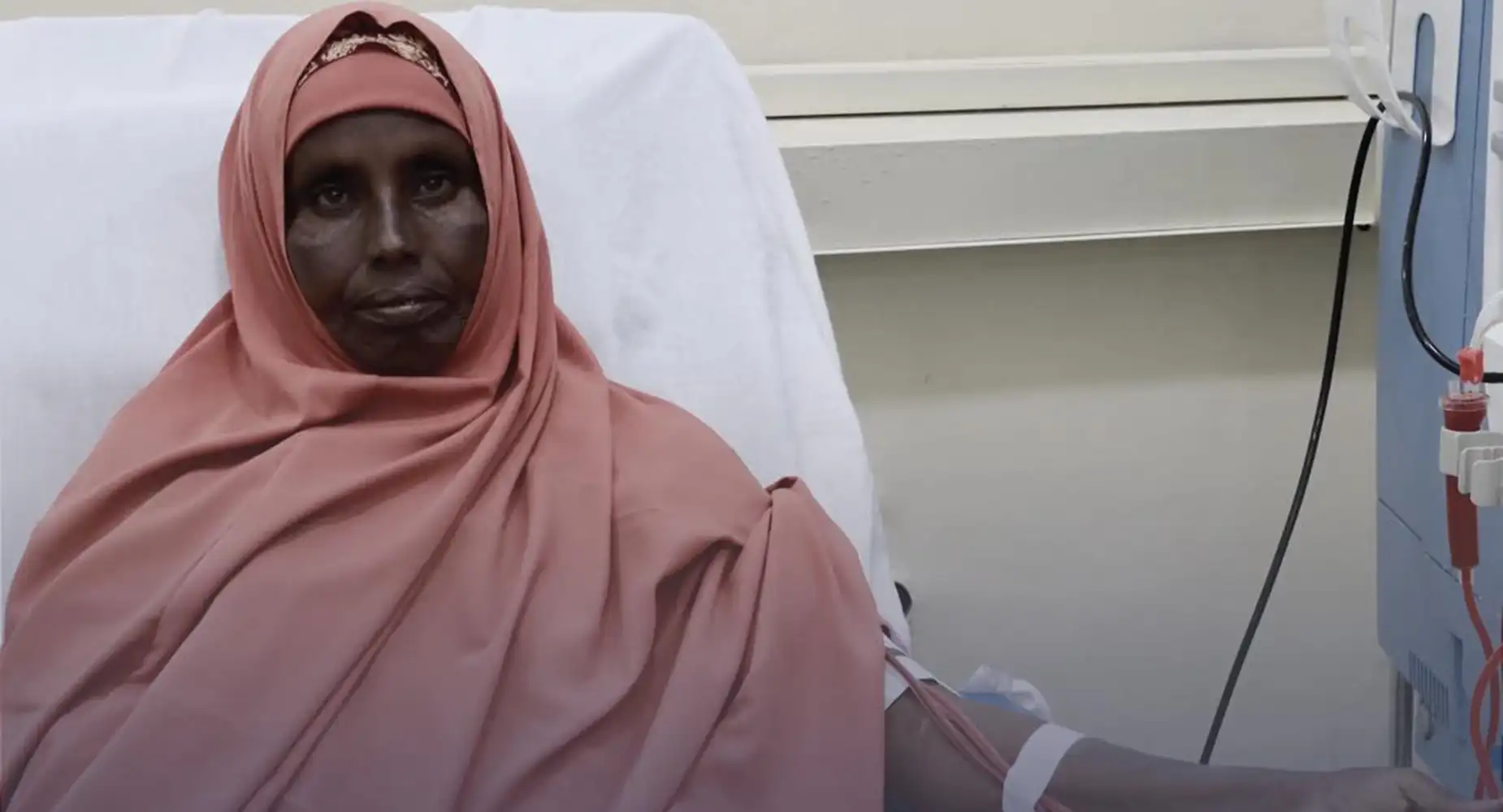 قصة هاجرة.. أمٌّ صومالية واجهت المستحيل فوجدت يد العون
